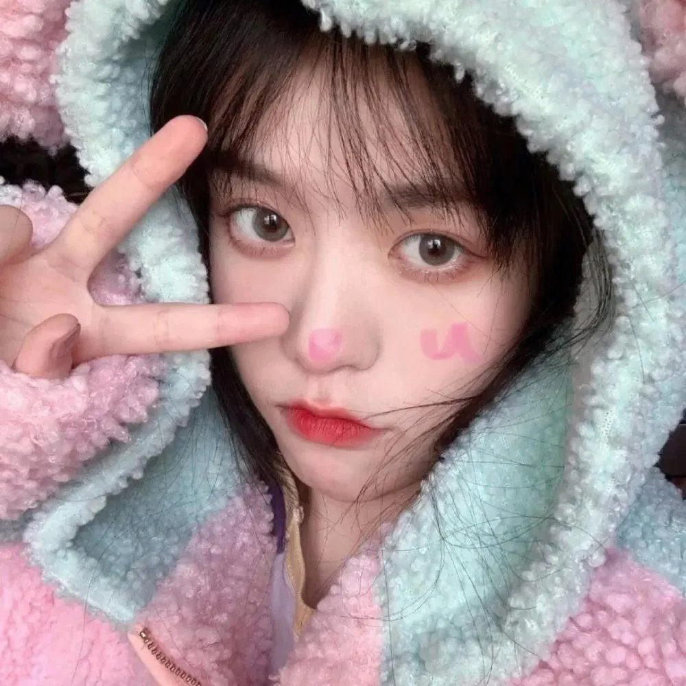 迎风而立的狮子